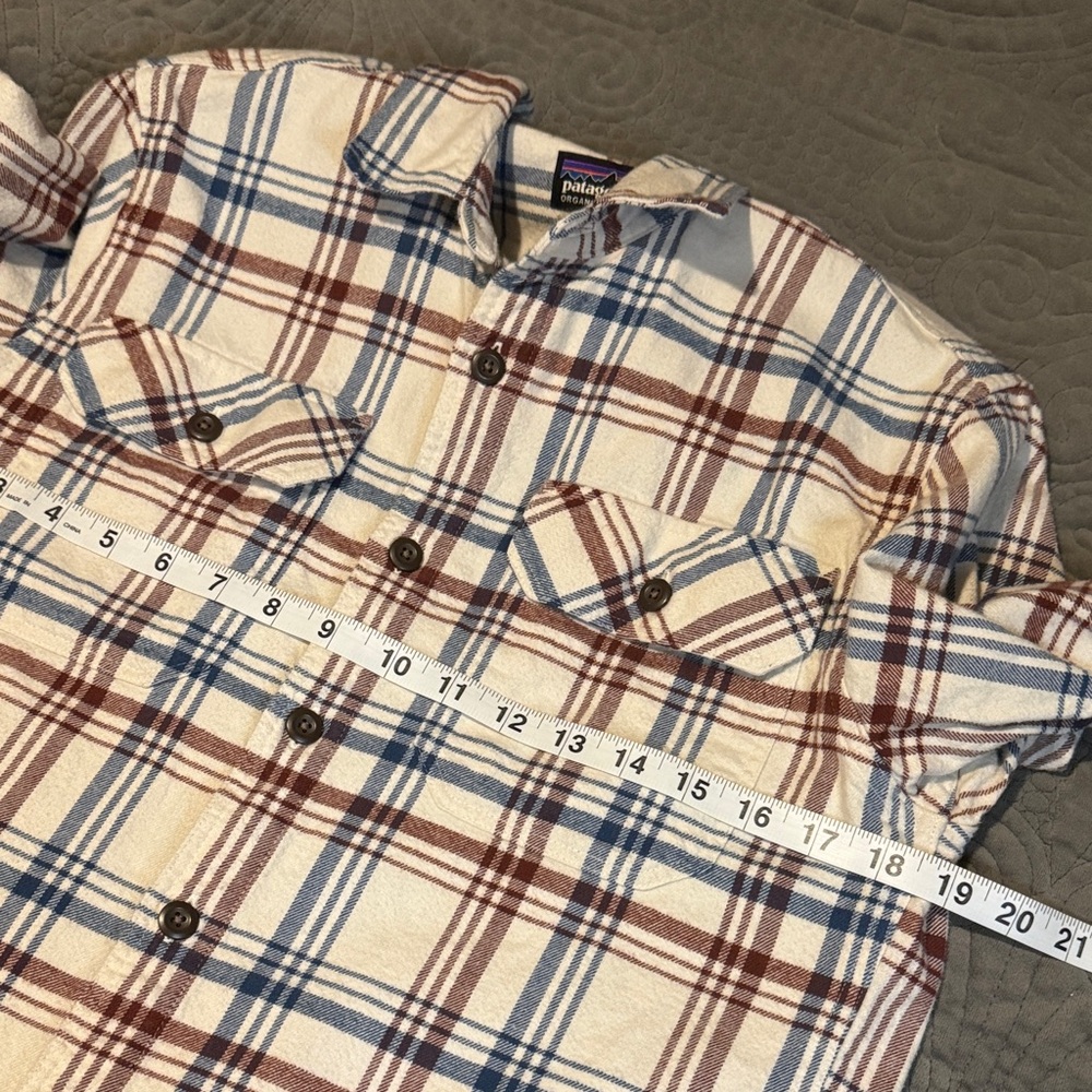 Patagonia Cream and Blue Plaid Button Down Shirt - Picture 7 of 9
